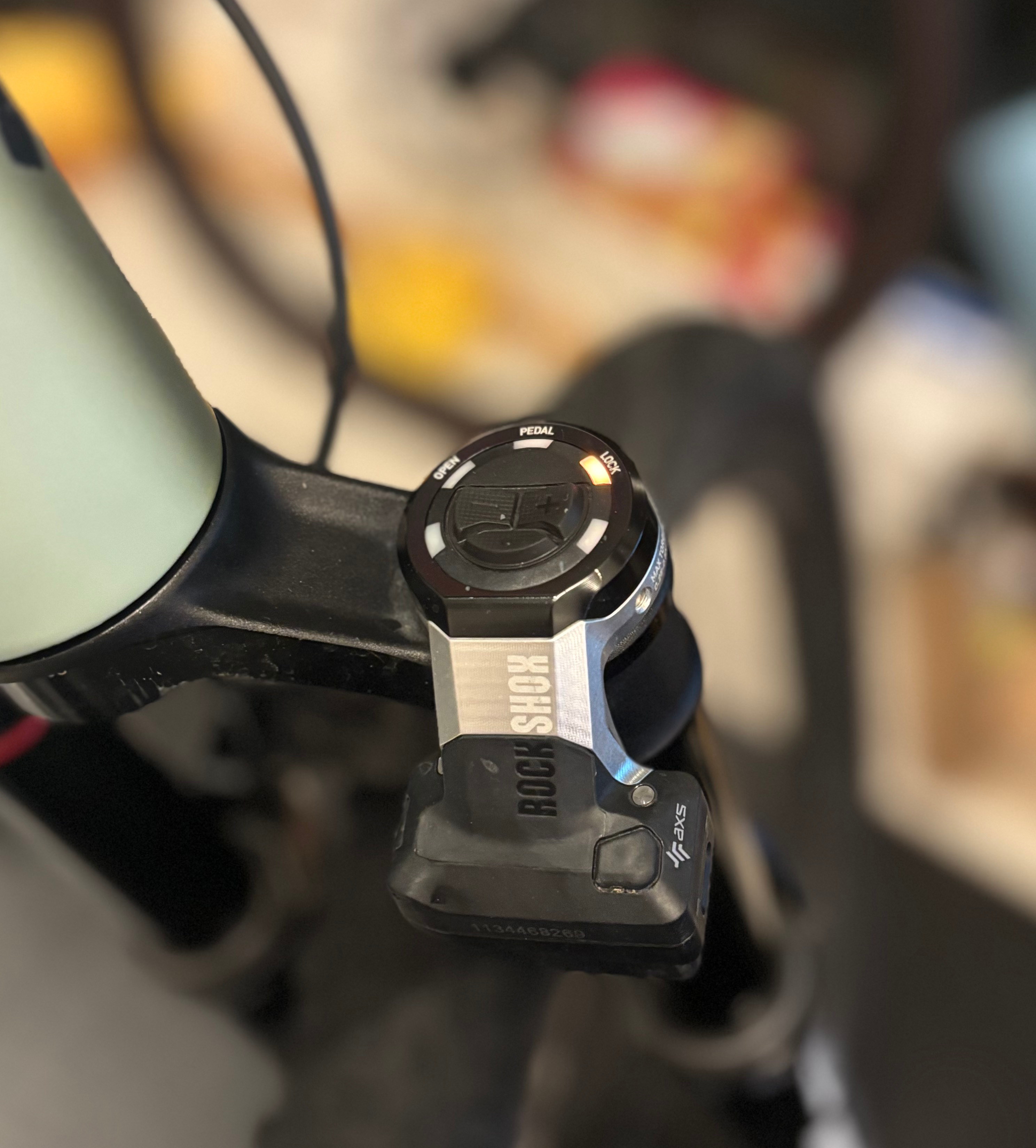 Cockpit setup with Flight Attendant and Reverb AXS controls