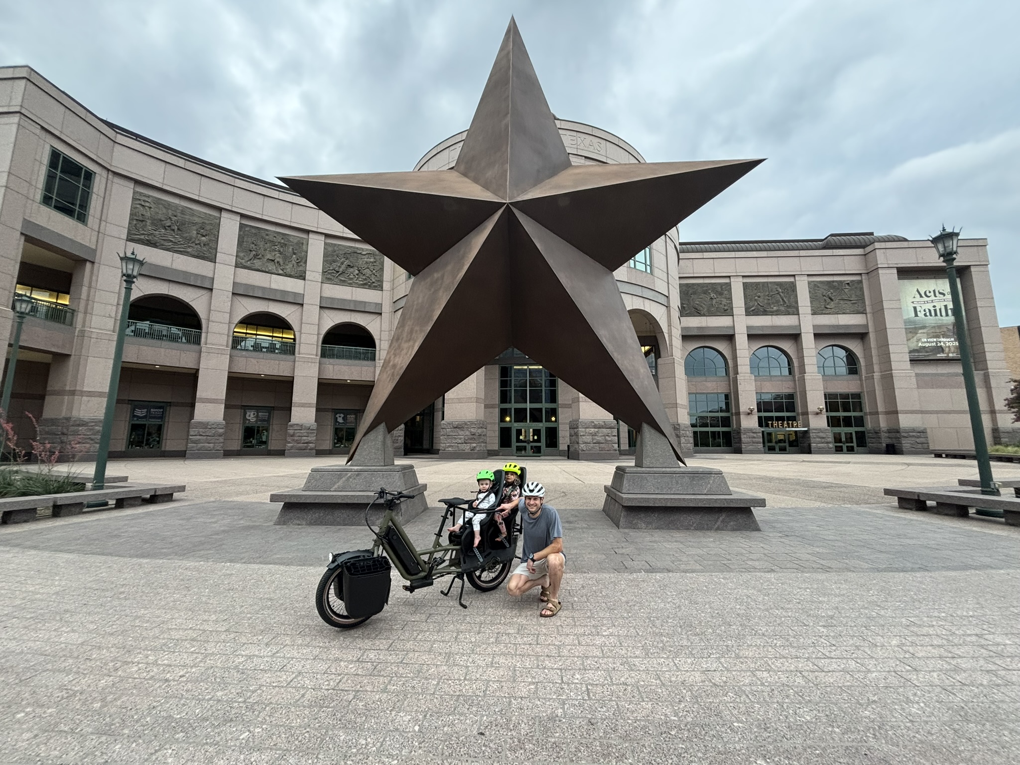 Exploring Austin on the Globe Haul LT.