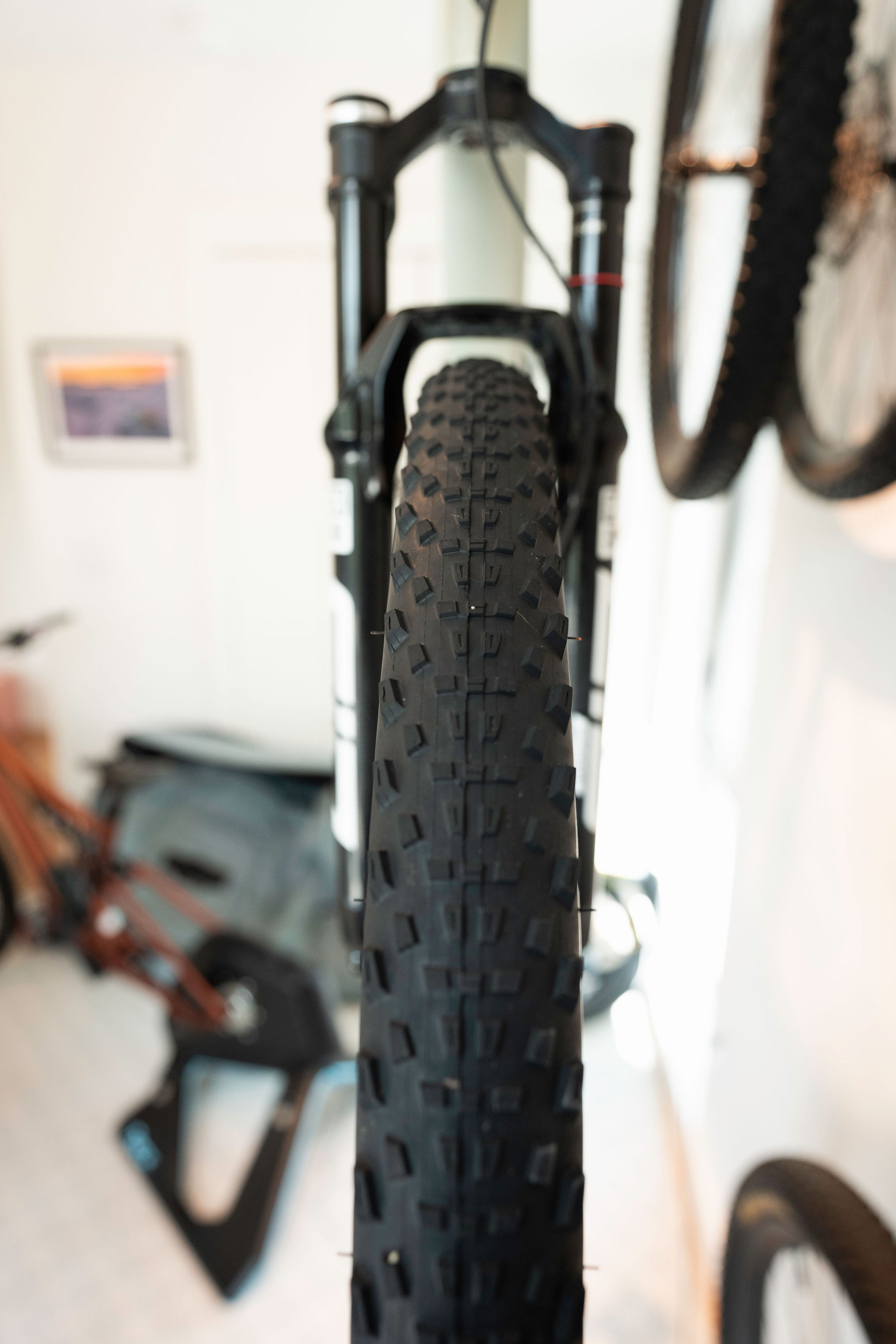Close-up of Kenda Rush Pro tread
