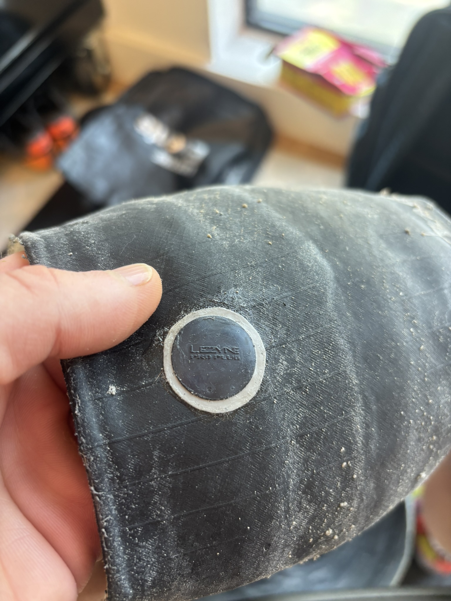 Lezyne Tubeless Pro Plug Kit contents